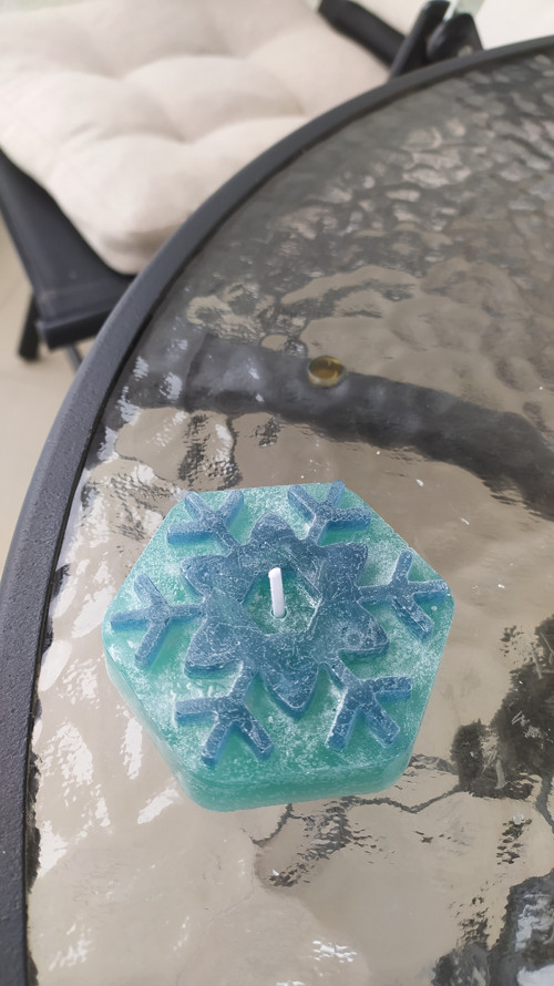 Vonná svíčka Modrý Hexagon – Pivoňka — foto 2