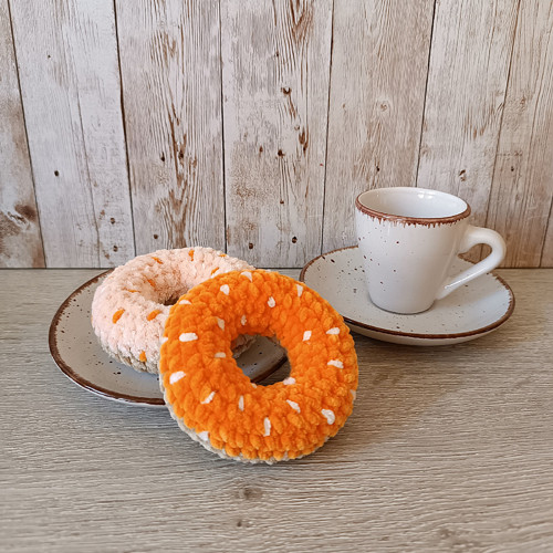 Donut háčkovaný oranžový — foto 4