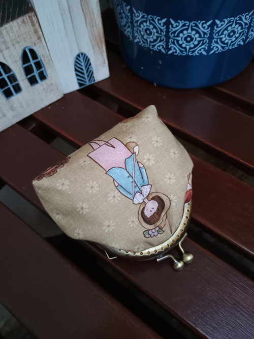 Mini Taštička V Kovovém Rámu — foto 4