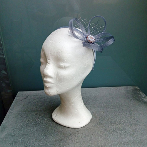 Šedé odstíny Fascinator — foto 5