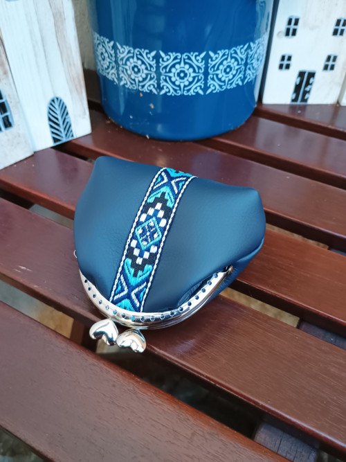 Mini Taštička V Kovovém Rámu — foto 3