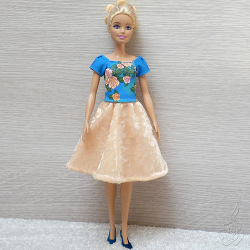 Sukýnka a blůzička pro Barbie — foto 4