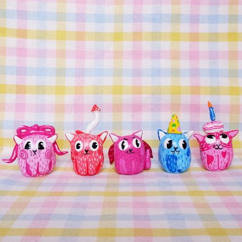 Keramická figurka kočky - Mašlička — foto 2