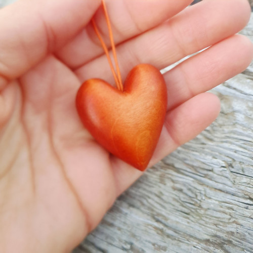 Přívěsek srdíčko oranžové — foto 3