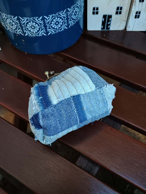 Mini Taštička V Kovovém Rámu — foto 3