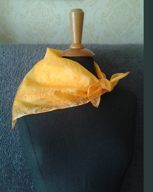 Hedvábný šátek žlutý — foto 3