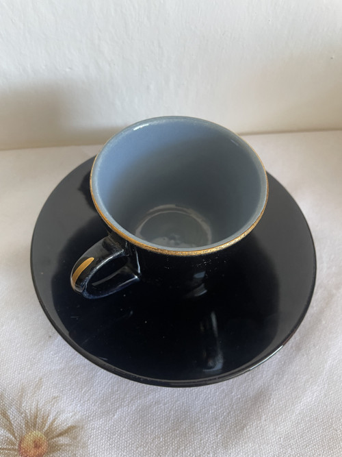 Hrnky retro s podšálky — foto 2