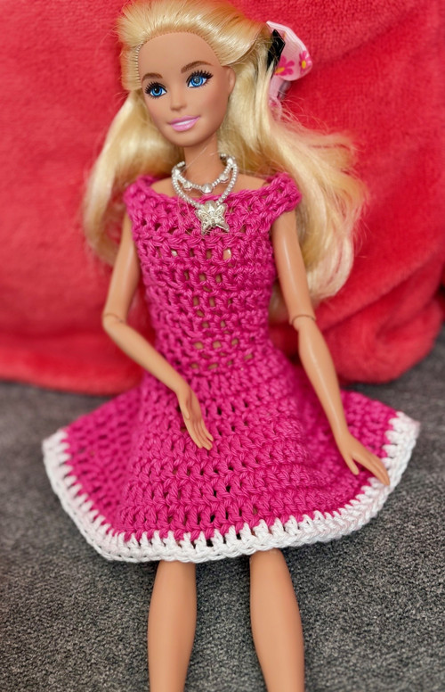 Háčkované šaty pro panenku Barbie — foto 3