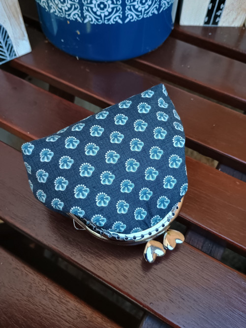 Mini Taštička V Kovovém Rámu — foto 2