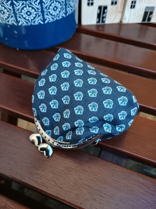 Mini Taštička V Kovovém Rámu — foto 4