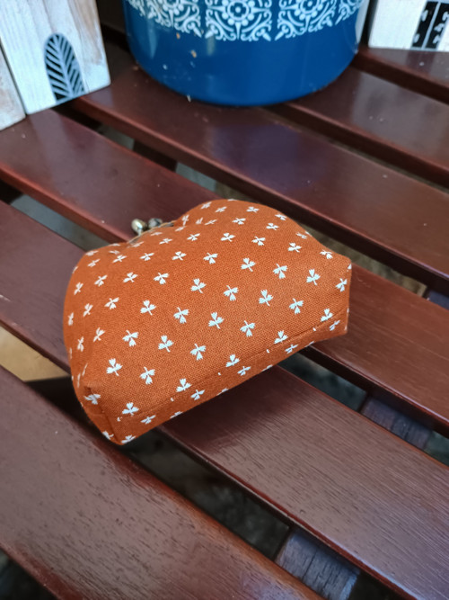Mini Taštička V Kovovém Rámu — foto 4