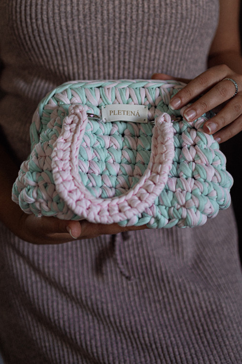 Háčkované psaníčko Marshmallow – mint a růžová — foto 2