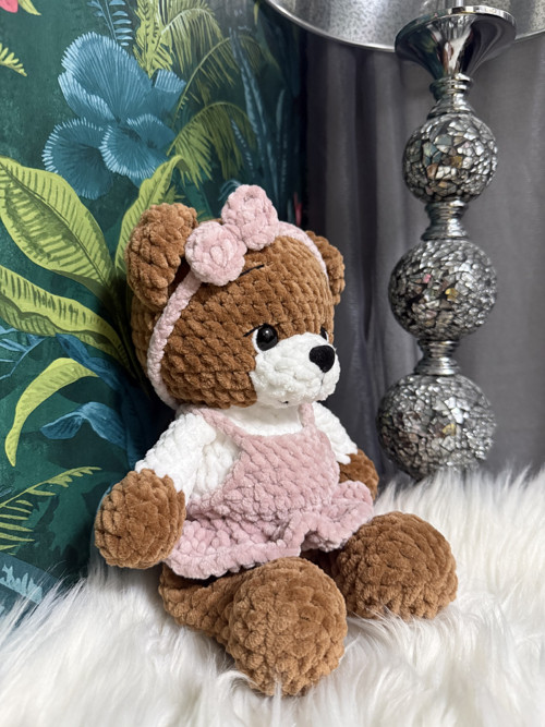 Háčkovaný medvídek cca 30 cm — foto 6