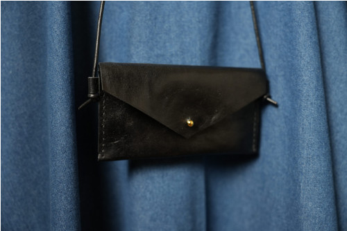 Kožené psaníčko Mini Black — foto 3
