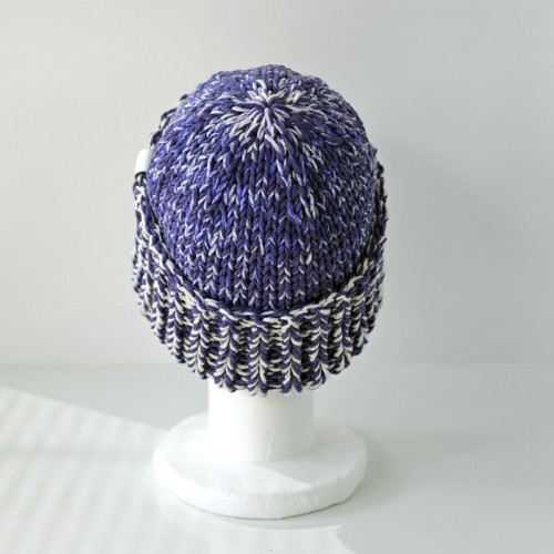 Polar Beanie - Borůvka — foto 2
