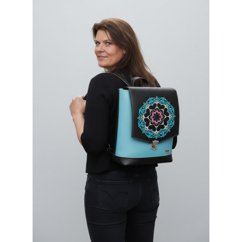 Městský batoh Ruby Mandala – vyšívaný vzor — foto 4