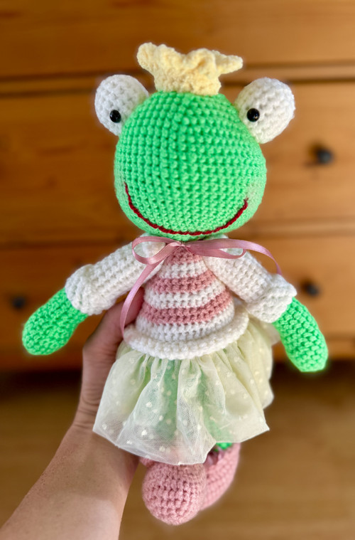 Háčkovaná žabí princezna — foto 2