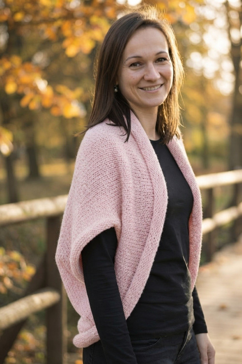Pletená vesta - pudrová — foto 2