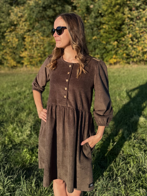Manšestrove šaty Leila — foto 2