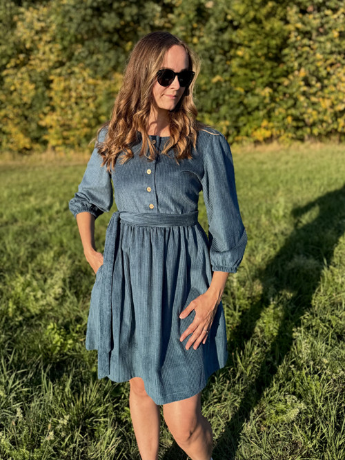Manšestrove šaty Leila — foto 5