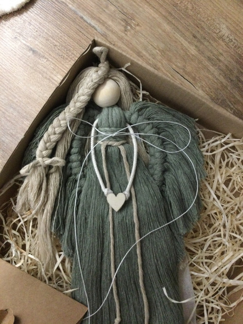 Macrame andělka v dárkovém setu - zelená/sage. — foto 2