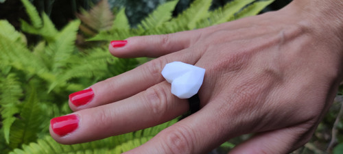 Designový 3D prsten Srdce - bílé — foto 2