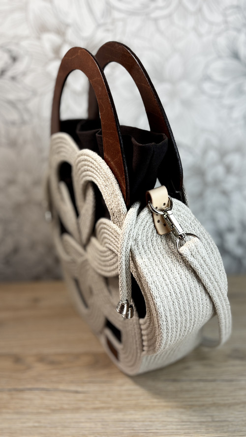 Elegantní kabelka Kamélie — foto 3