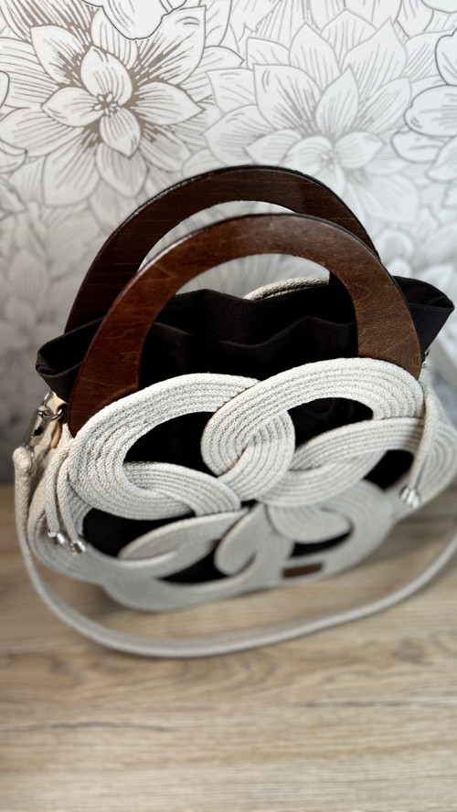 Elegantní kabelka Kamélie — foto 4
