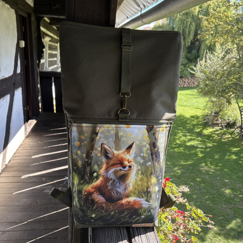 Liška s khaki+ přední kapsa na zip — foto 3