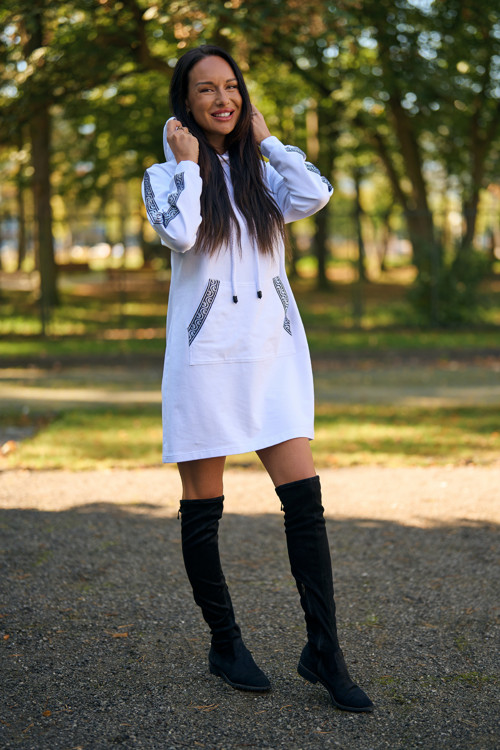 Mikinové šaty — foto 4