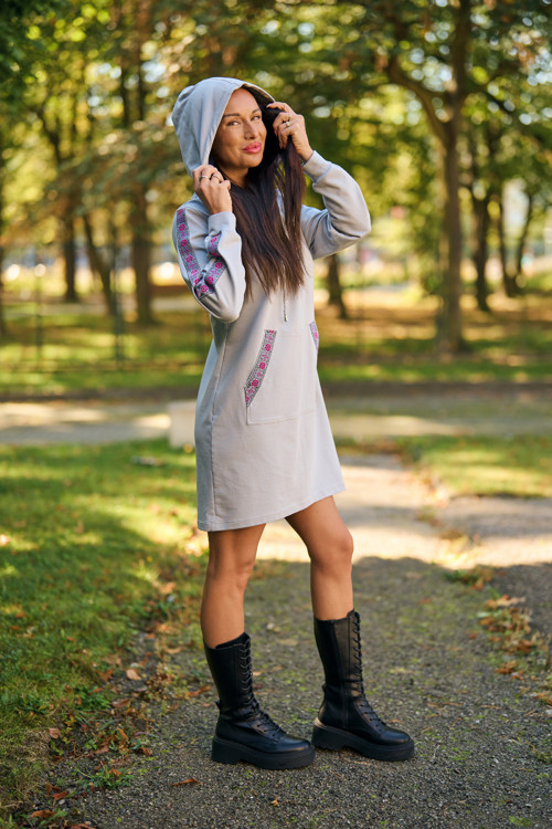 Mikinové šaty — foto 4