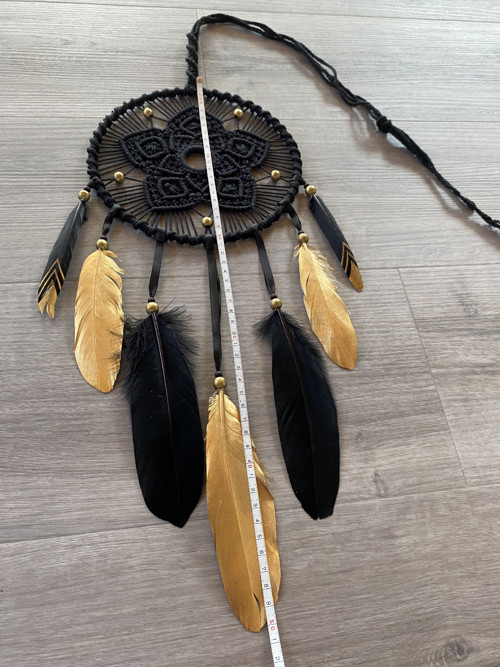 Černozlatý lapač snů - macramé — foto 3