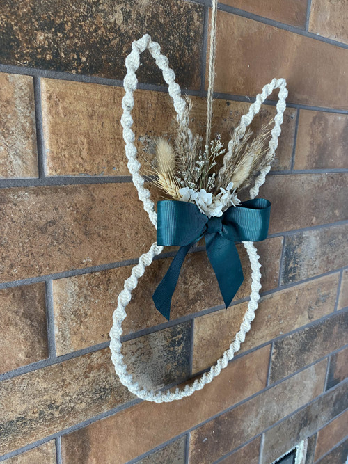 Zajíc s mašlí - macramé — foto 2