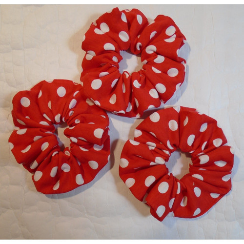 Scrunchie gumička velké puntíky — foto 2