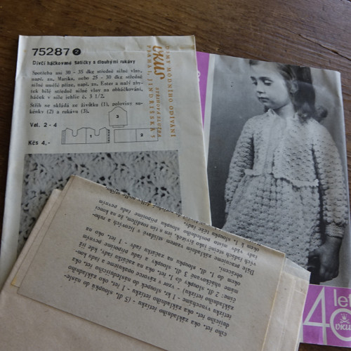 VKUS 75287 ... pletené šatičky — foto 2
