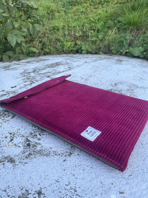 Manšestrový obal na notebook — foto 3