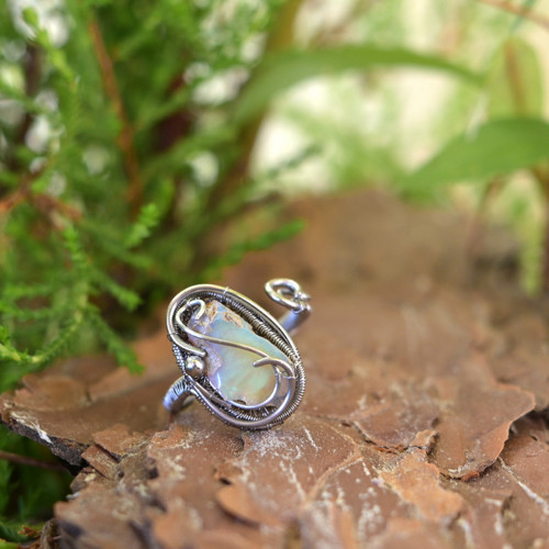 Otevřený prsten s etiopským opálem wire wrapping — foto 4