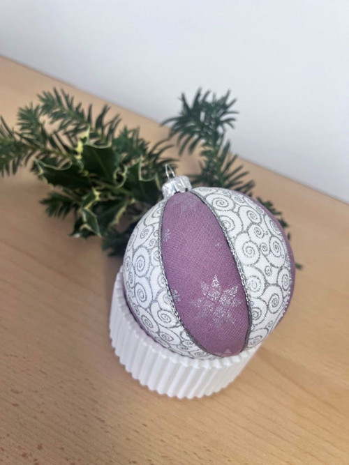 Vánoční baňka patchwork — foto 2