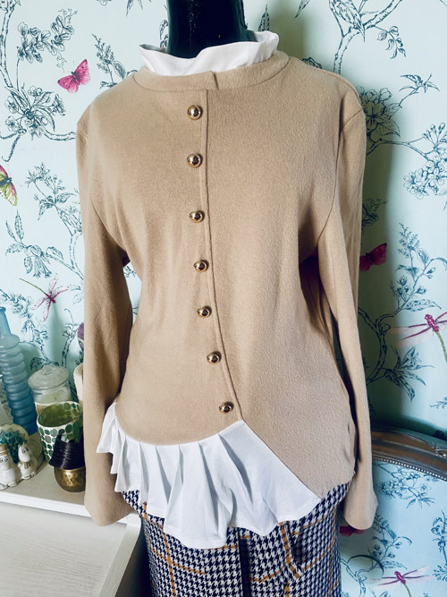 Halenka vintage look — foto 3