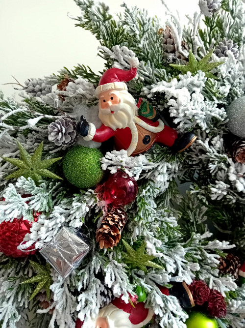 Vánoční věnec se světýlky — foto 5