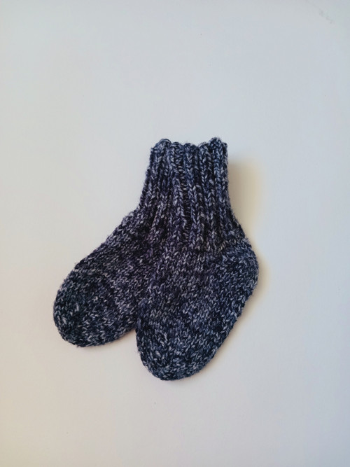 Pletené ponožtičky - 10 cm — foto 2