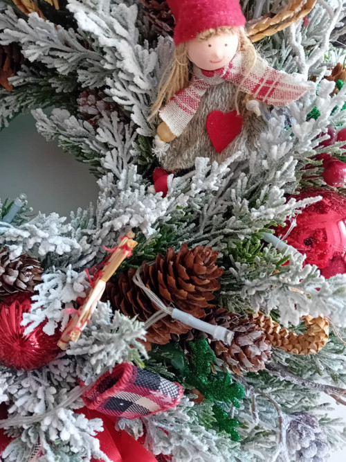Vánoční věnec se světýlky — foto 2