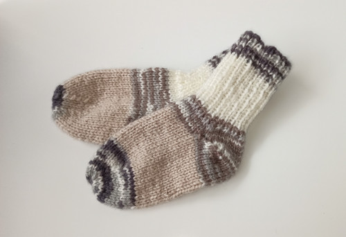 Pletené ponožtičky - 12 cm — foto 4