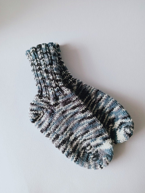 Pletené ponožtičky - 13,5 cm — foto 2