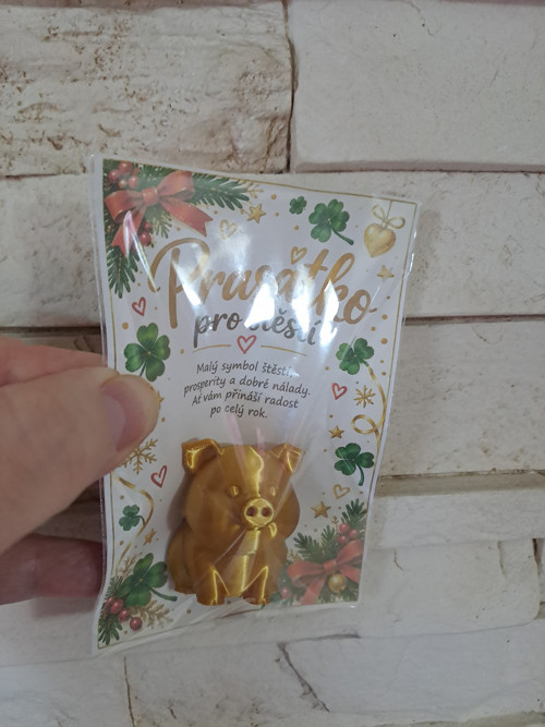 Magnetka - PRASÁTKO PRO ŠTĚSTÍ — foto 2