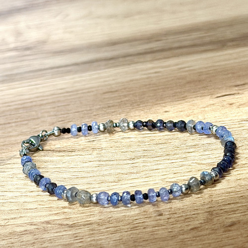 Náramok iolit, tanzanit, spinel, labradorit E065 — foto 6