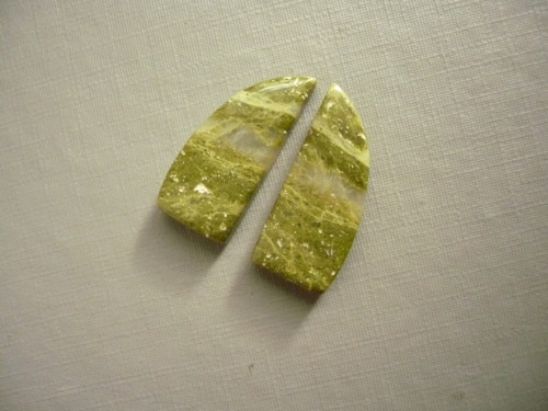 Pár kabošonů serpentinitu 23 mm, č.59 — foto 2