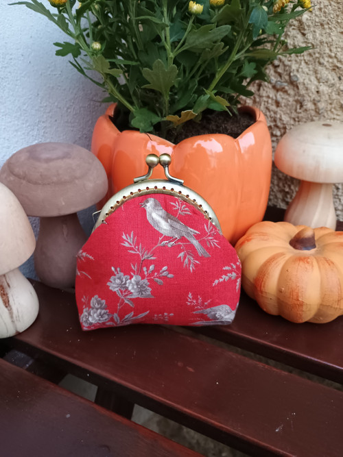 Mini Taštička V Kovovém Rámu — foto 3