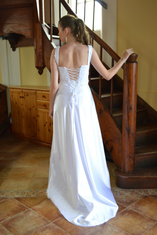 Svatební šaty BETTY — foto 3