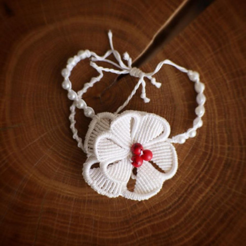 Macrame náramek Bílý květ — foto 4